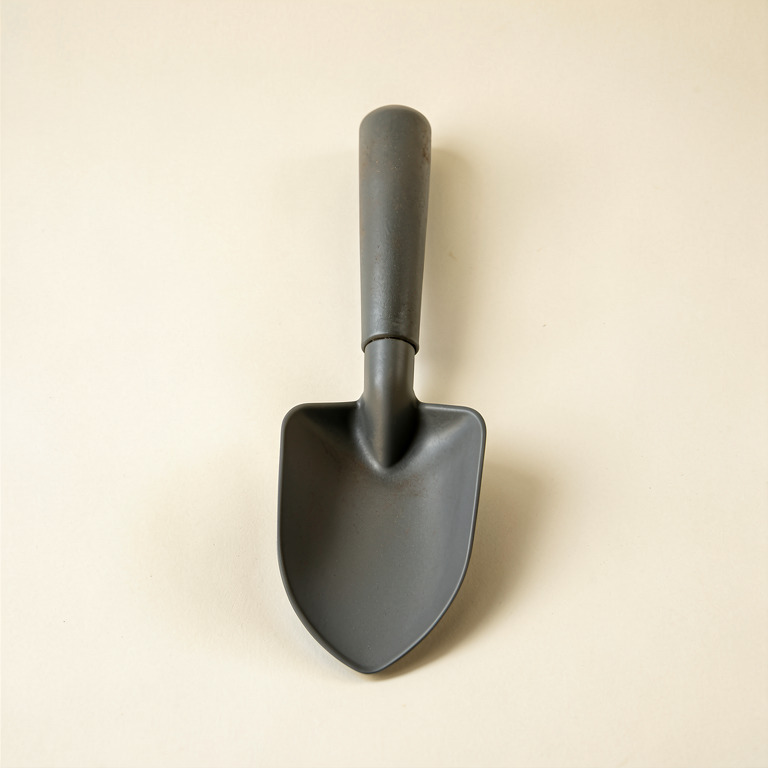 Urban Farm Soil Scoop
